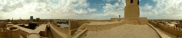 Panorama(s) of Kuhna Ark
