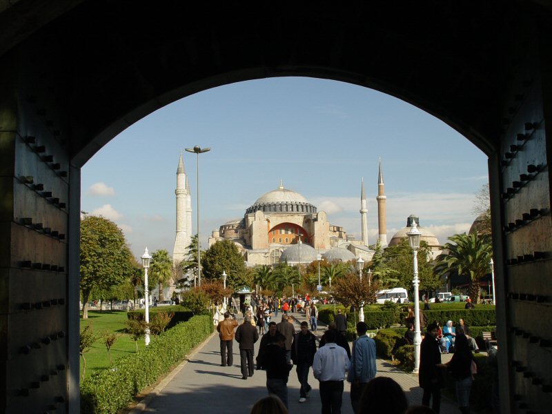 Viewpoint: Blue Mosque and Hagia Sofia, İstanbul