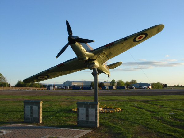 Viewpoint: Air Britain 2009 fly-in at North Weald Airfield
