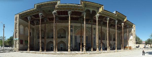 Panorama(s) of Bolo Hauz Mosque